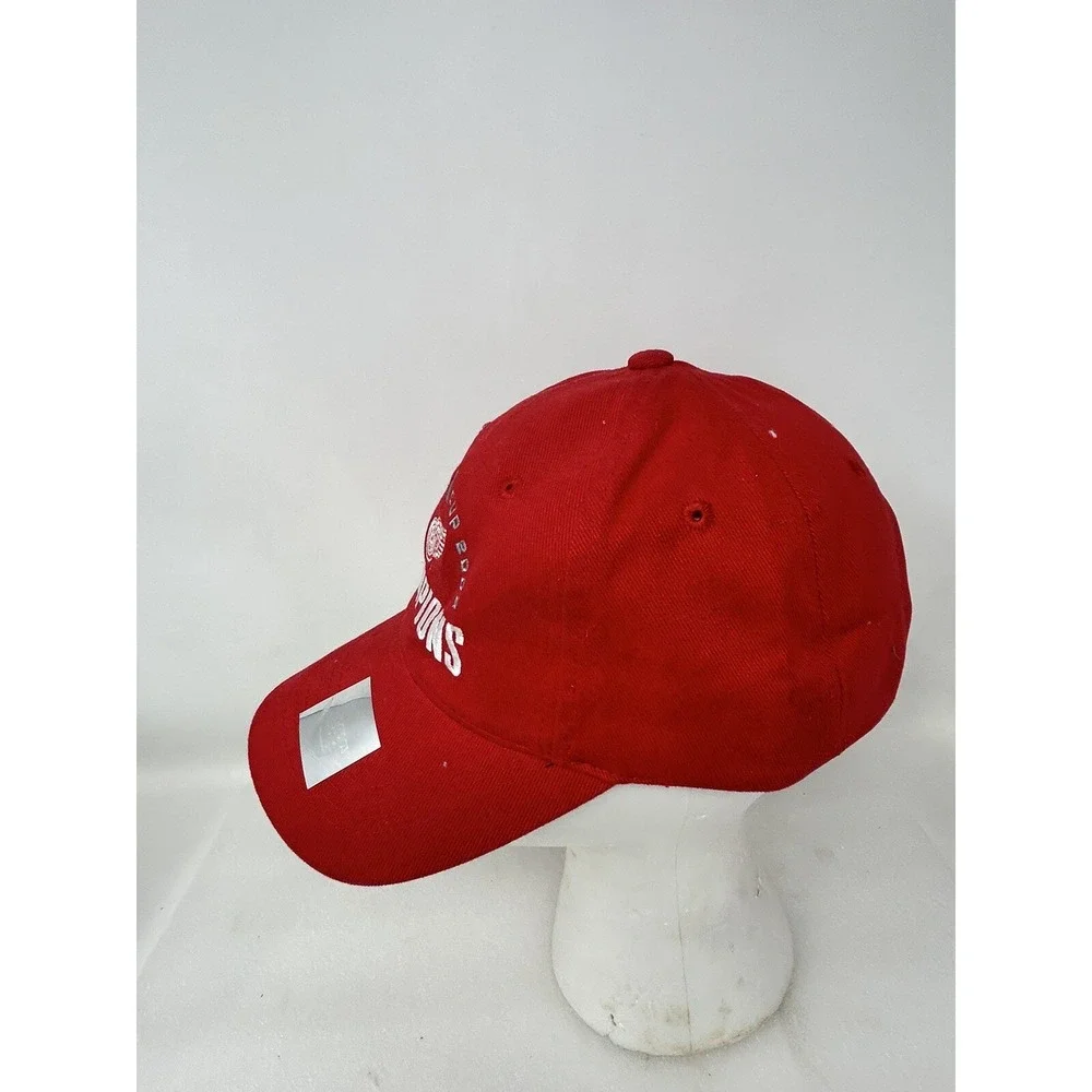Detroit Red Wings Hat NHL 2008 Stanley Cup - Hook‎ Loop Strap Hockey